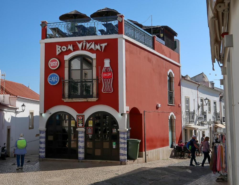 In The Old Town Close To The Beach 라고스 외부 사진